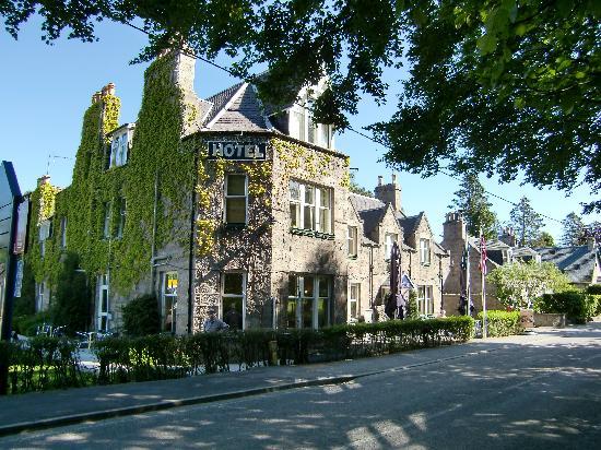Loch Kinord Hotel