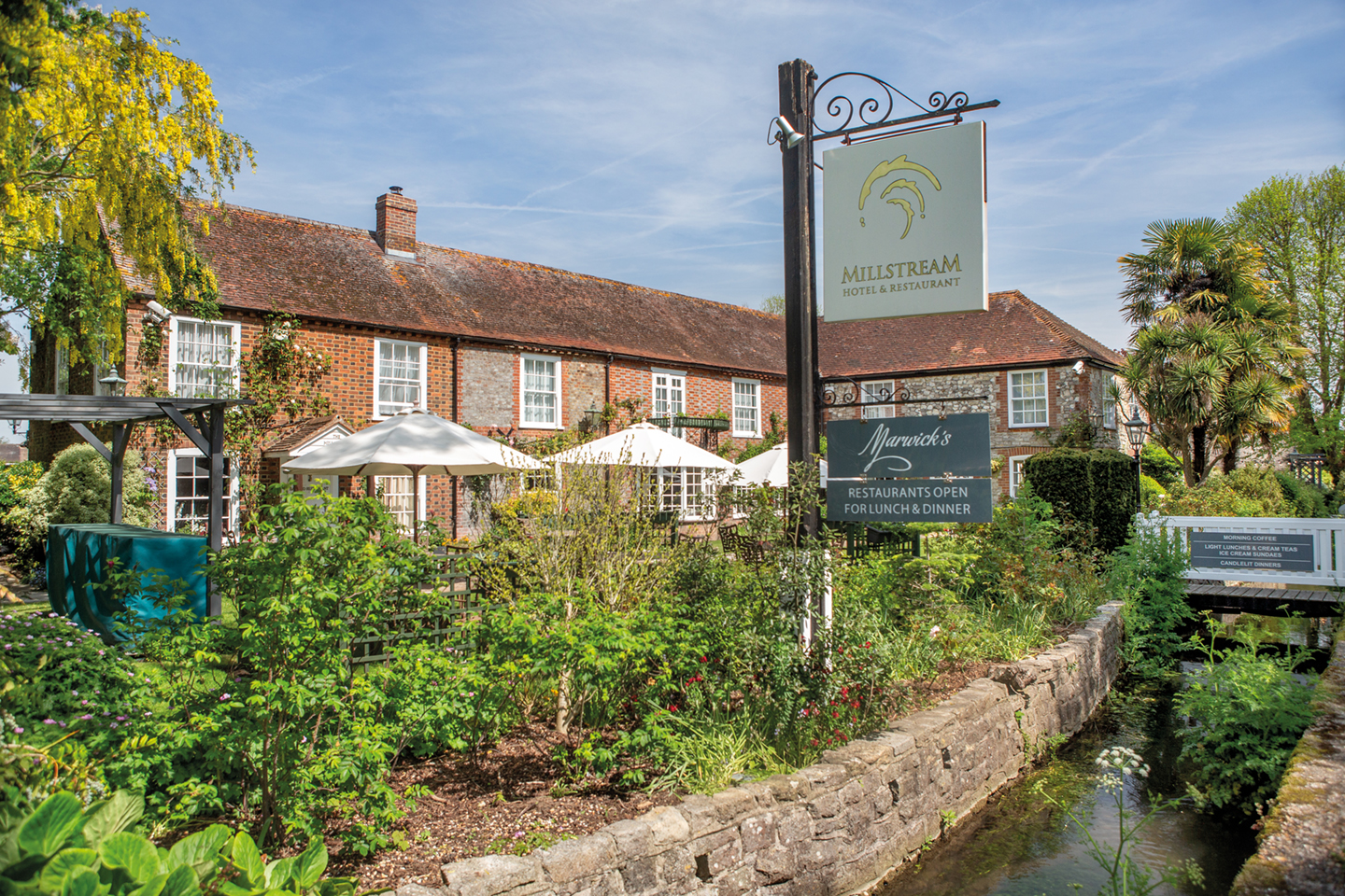 Sea School Restaurant