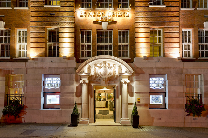 London Bridge Hotel