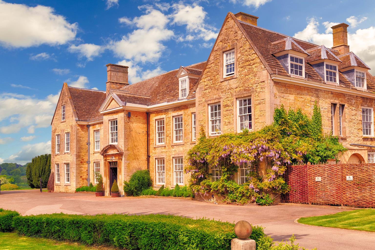 Barton Hall Hotel