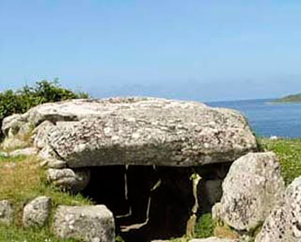 Bant's Carn Burial Chamber and Halangy Down Ancient Village