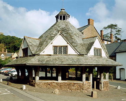 Dunster, Yarn Market