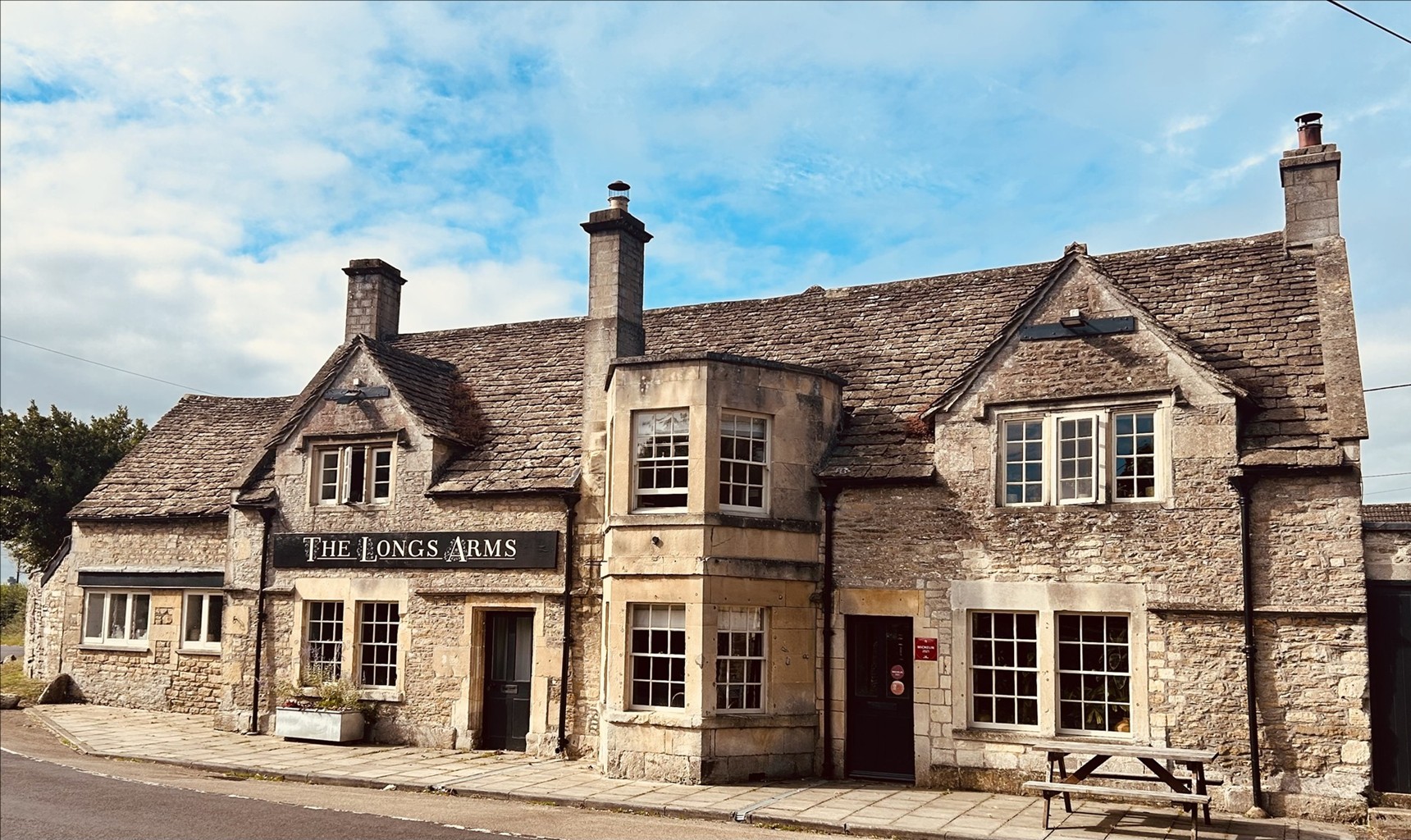 The Longs Arms