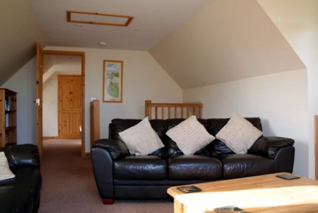 Garrison Holiday Cottages - Cedar Cottage