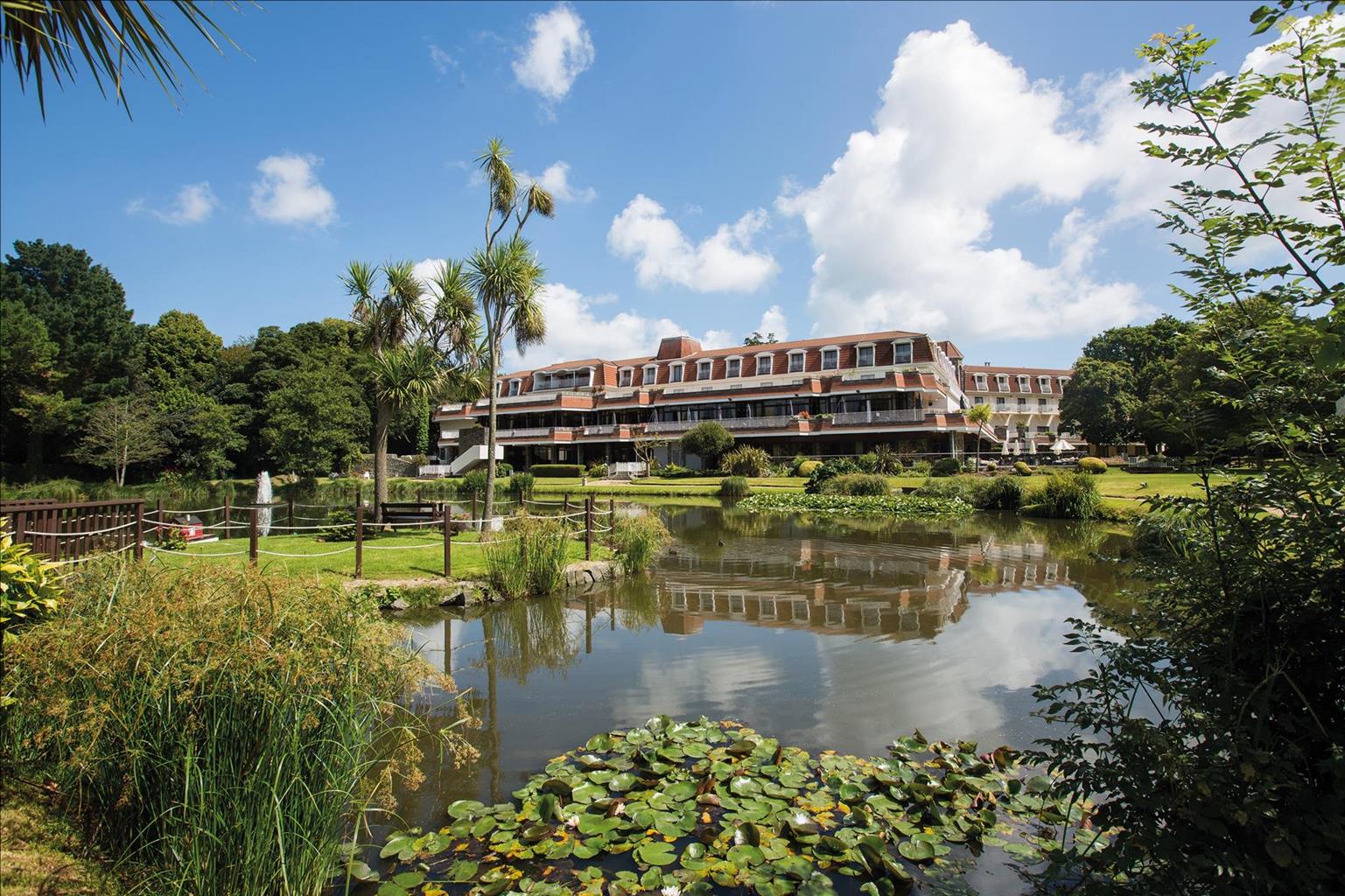 St Pierre Park Hotel, Spa and Golf Resort