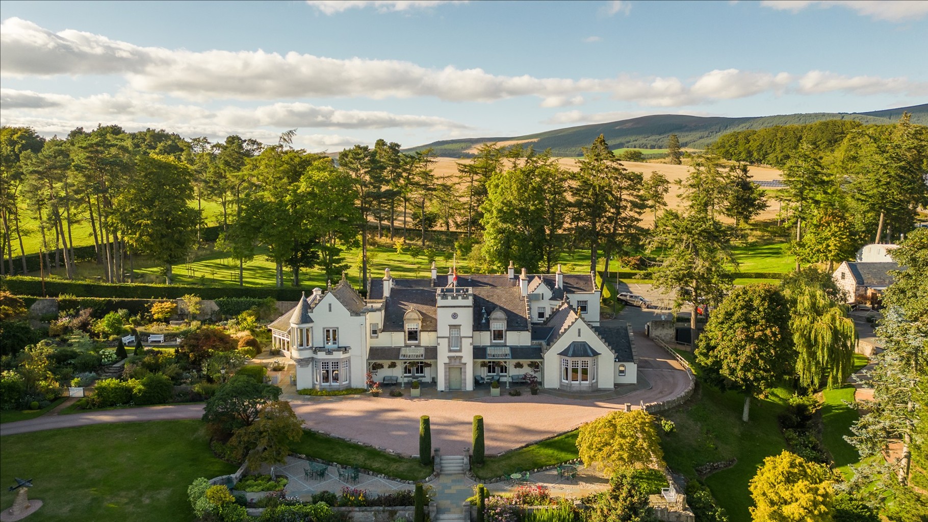 Douneside House