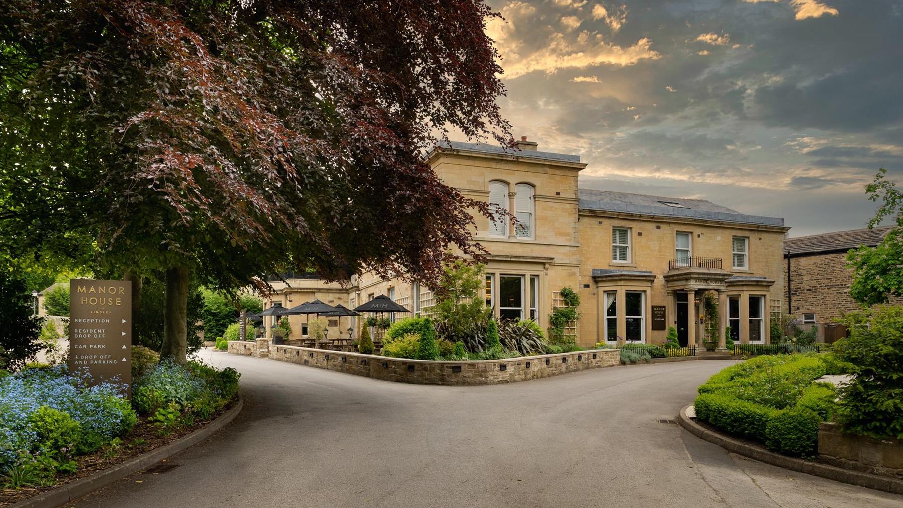 Manor House Lindley