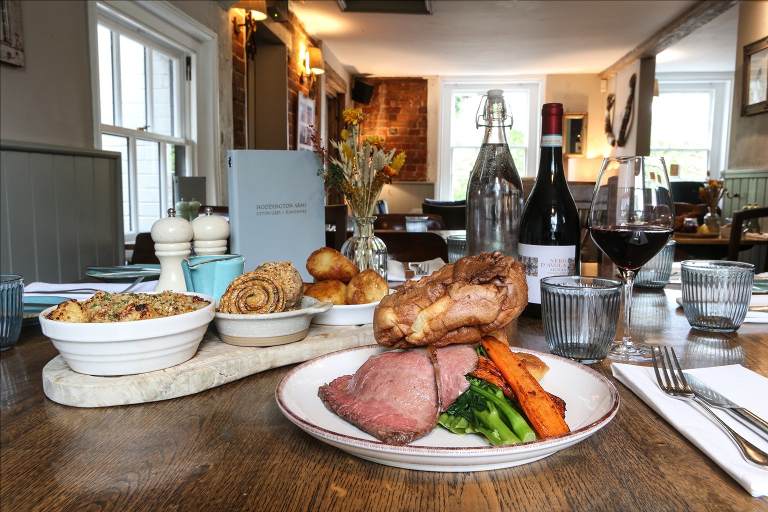 The Hoddington Arms