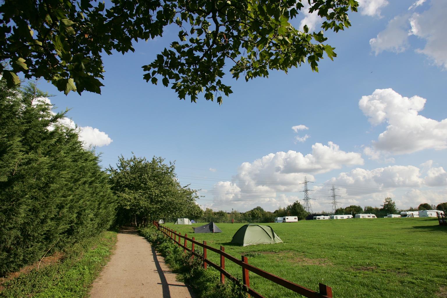 Lee Valley Camping & Caravan Park
