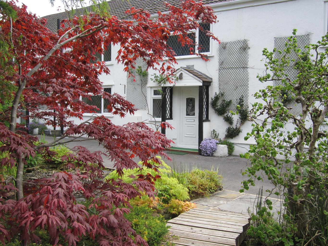Cwmbach Cottages Guest House