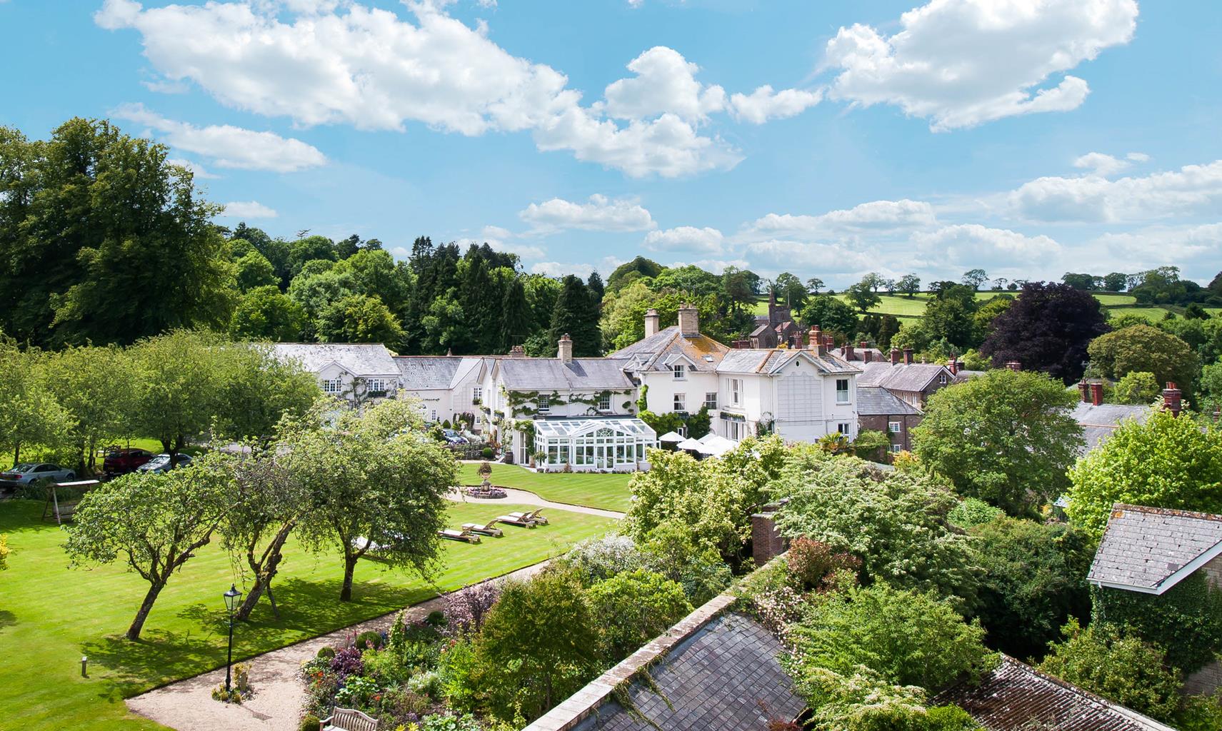 Summer Lodge Country House Hotel, Restaurant & Spa