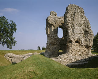 Ludgershall Castle and Cross