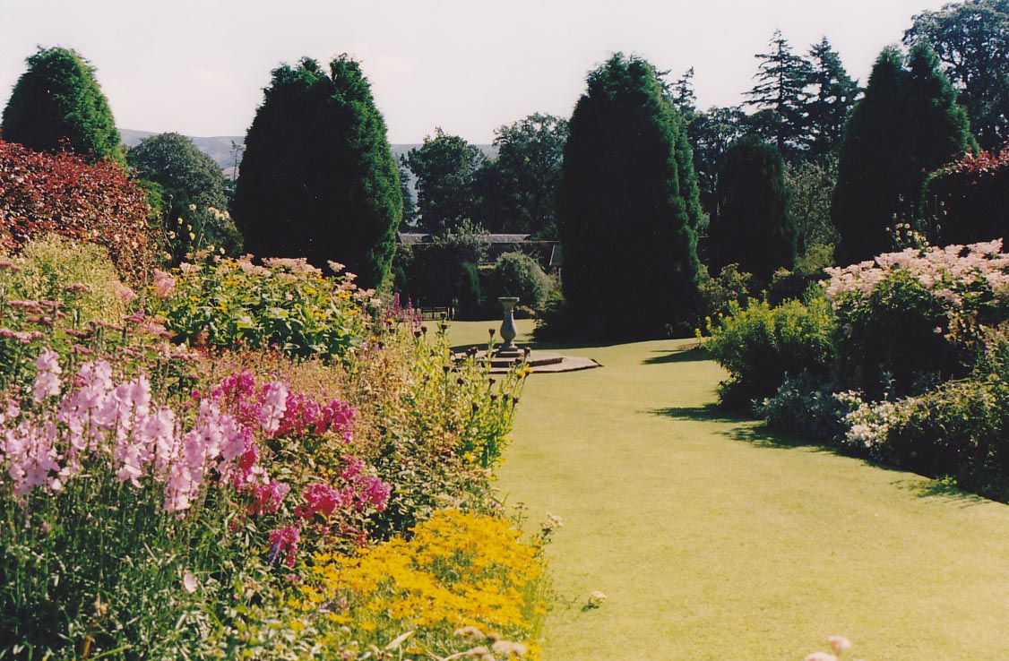 Kailzie Gardens