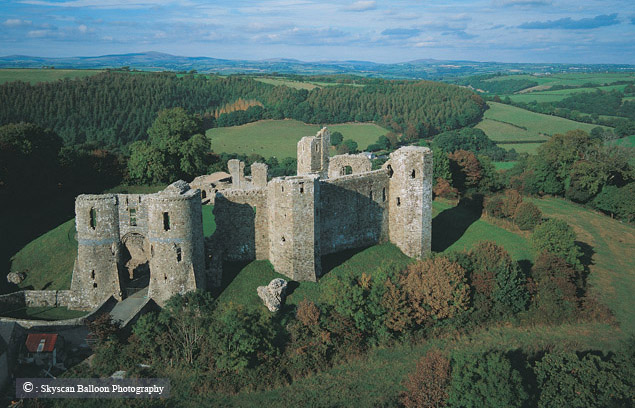 Llawhaden Castle