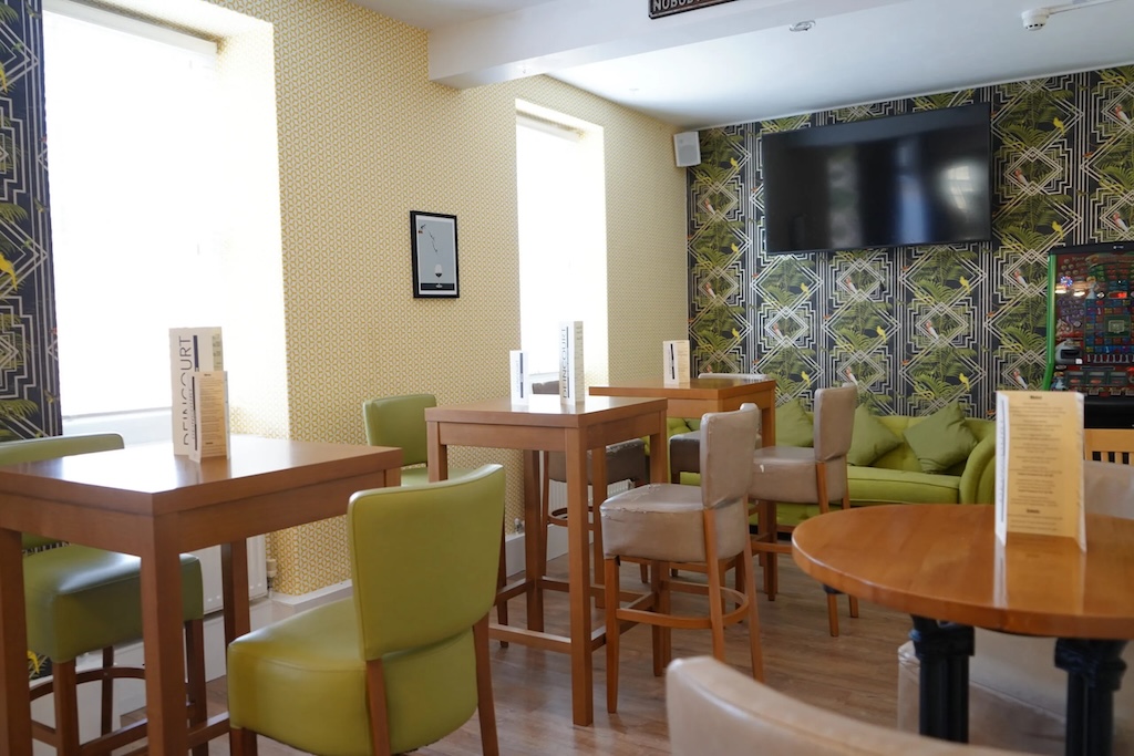 Deincourt Hotel
