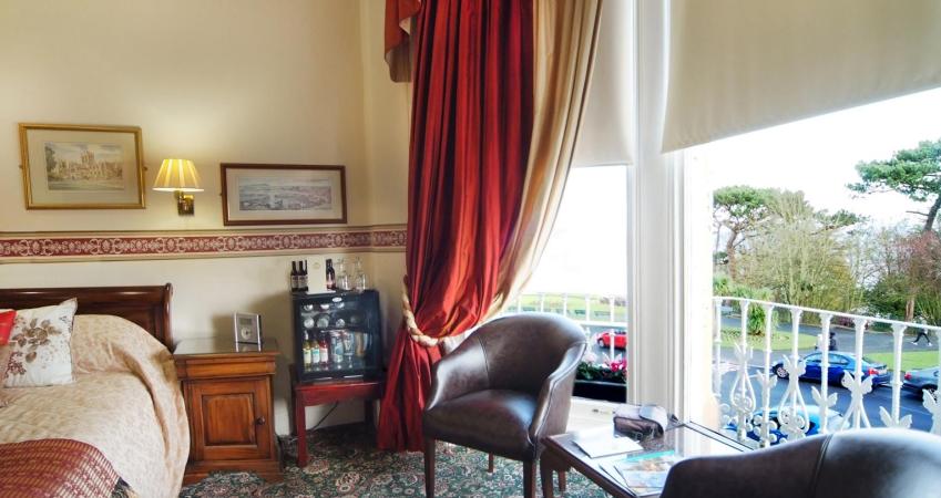 Image 4